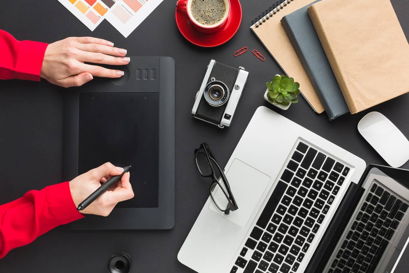 9 Questions to Define Your Website Content Pillars in 2025